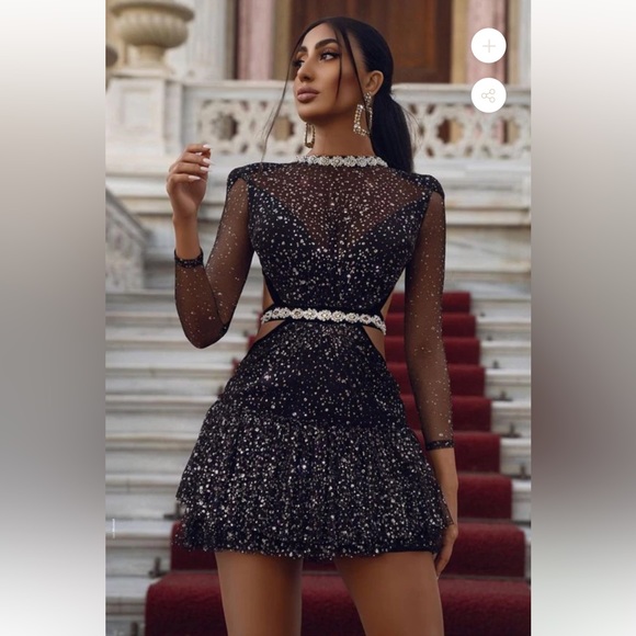 Dresses & Skirts - stunning dress